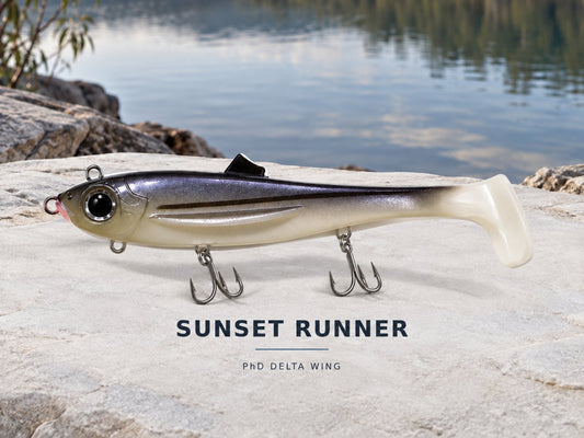 Sunset Runner Delta Wing with two belly treble hooks and chin eyelet